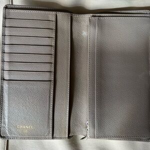 CHANEL Vintage wallet